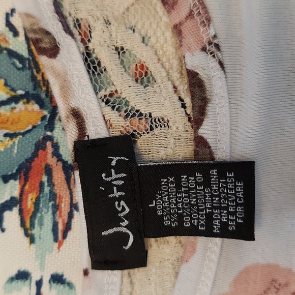 Blouse - Picture 5 of 5